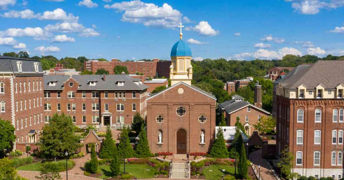 University of Dayton Admission, Courses & Rankings